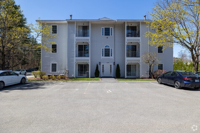 28 James St Milford, NH - Stoney Creek Condominiums