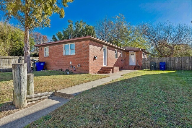 Building Photo - 9466 Phillip Ave Unit 9466