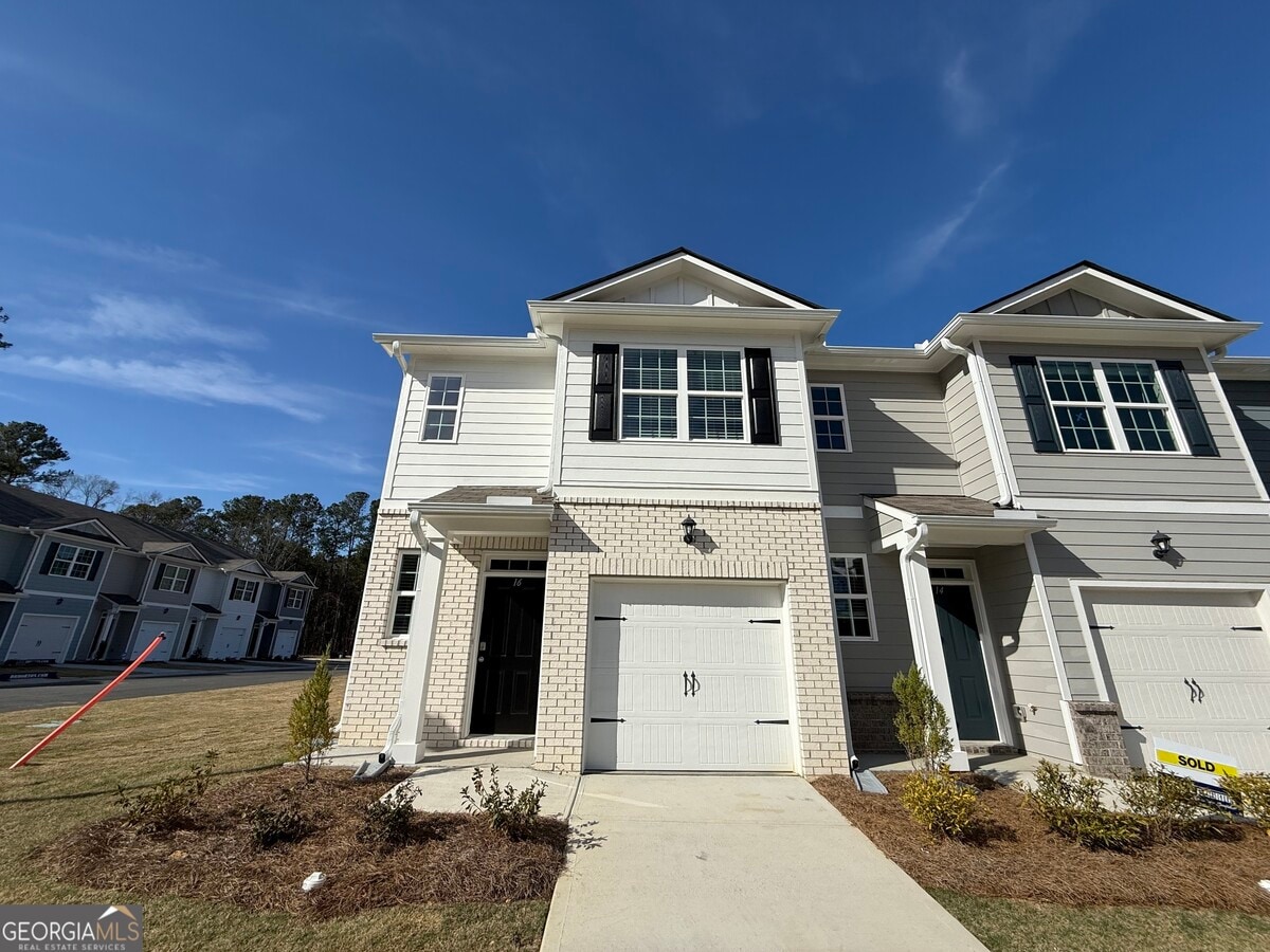Photo - 16 Sweetspire Dr NW