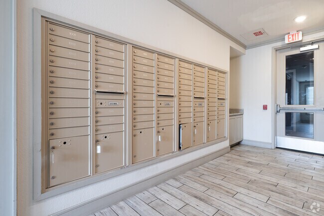 Mail Center