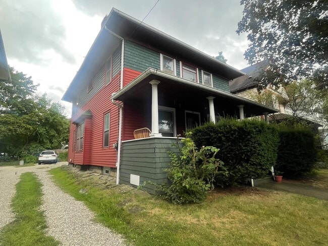 Photo - 89 Dick Ave Unidad 1