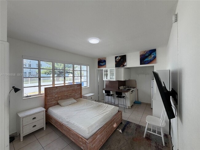 Building Photo - 301 86th St Unit 303-1