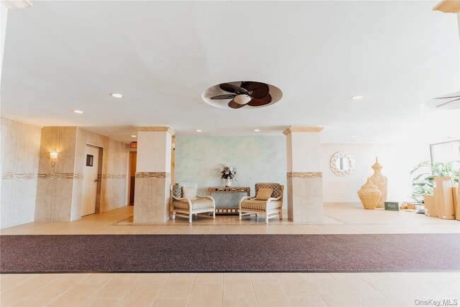 1 E Broadway Unit 4B