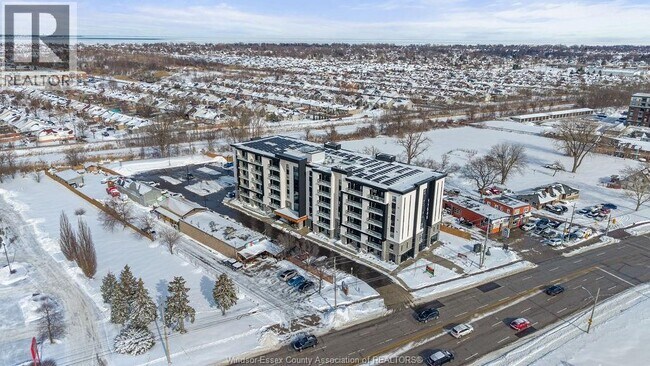 Photo - 11646 Tecumseh Rd E Unit 608