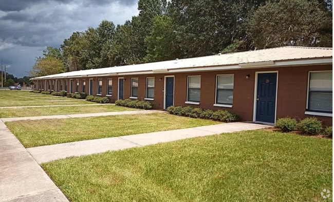 Building Photo - 3600 SW 23rd St Rental