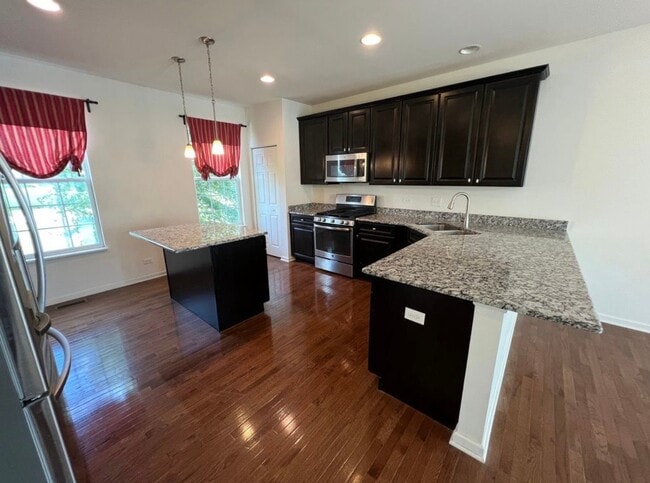 Photo - 4014 Pompton Ct