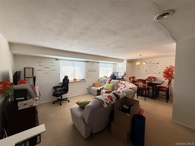 Photo - 55 Pinebrook Pl