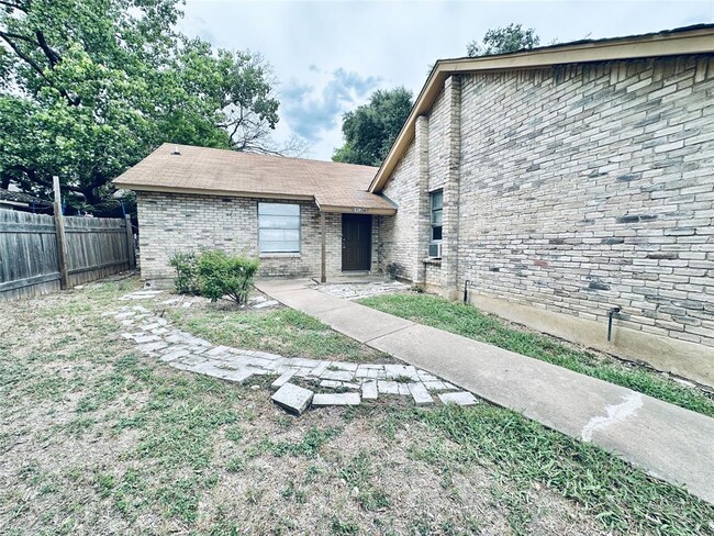 Photo - 1912 Valley Hill Cir Townhome