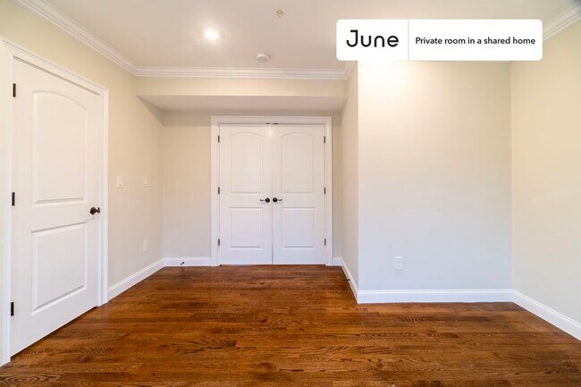 Photo - Room in Shared 4 bed/1.5 bath home Unidad C