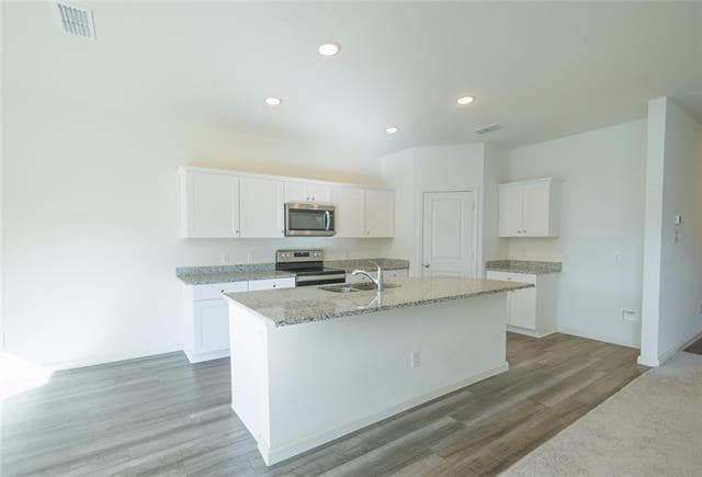 Photo - 713 Cedar Elm Dr