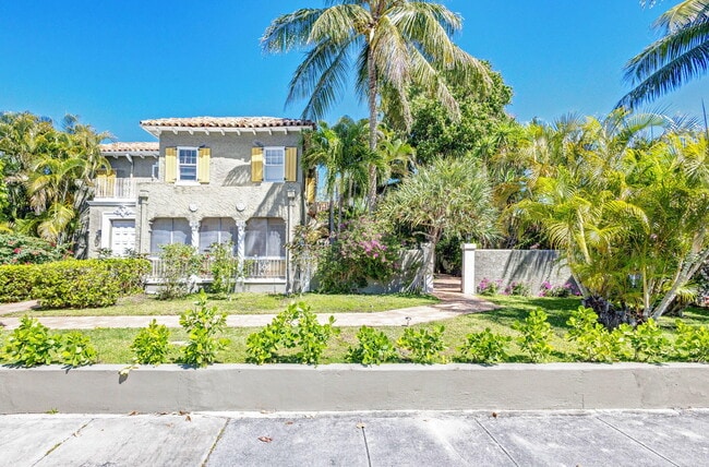 Photo - 519 28th St Casa