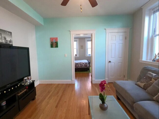 Photo - 238 S Huntington Ave Unit #1