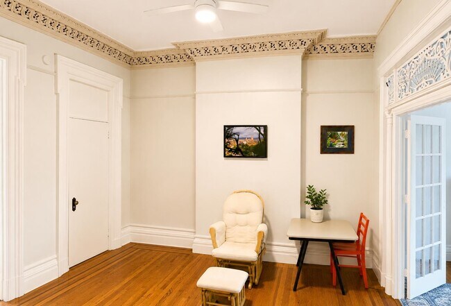 Photo - 208 5th St Unit 2