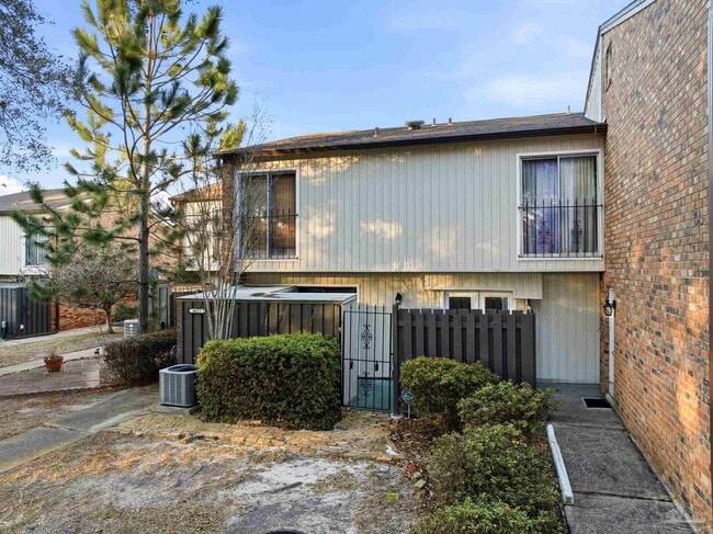 Photo - 4822 Huron Dr