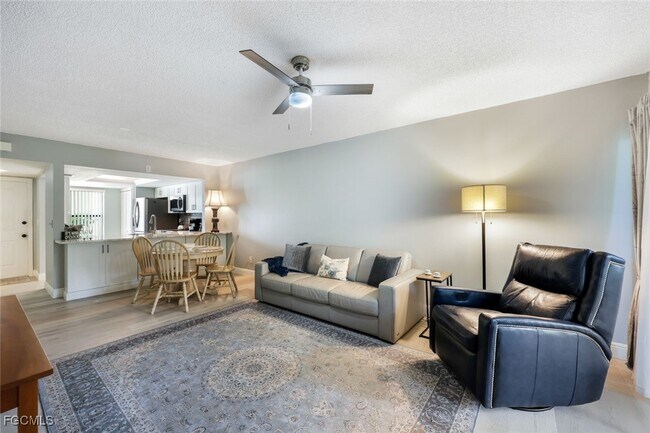Photo - 15177 Parkside Dr Unit 104