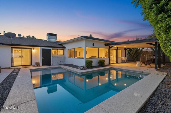 Photo - 8614 E Jackrabbit Rd