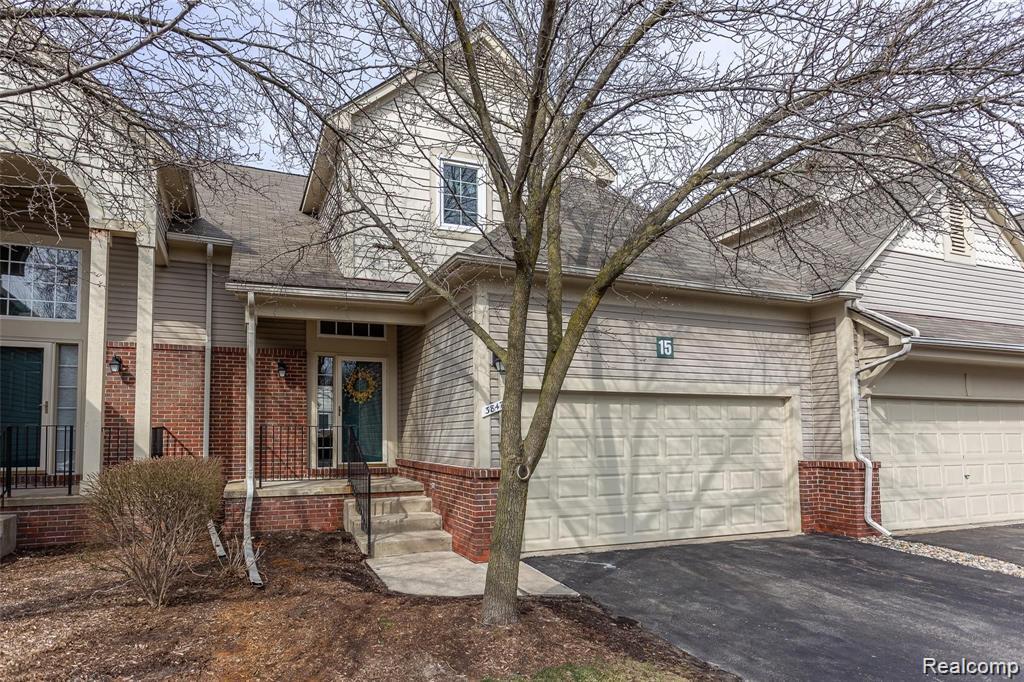 Photo - 38476 Lynwood Ct
