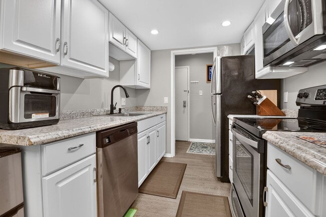 Photo - 11645 Stoneview Square Unidad 21C