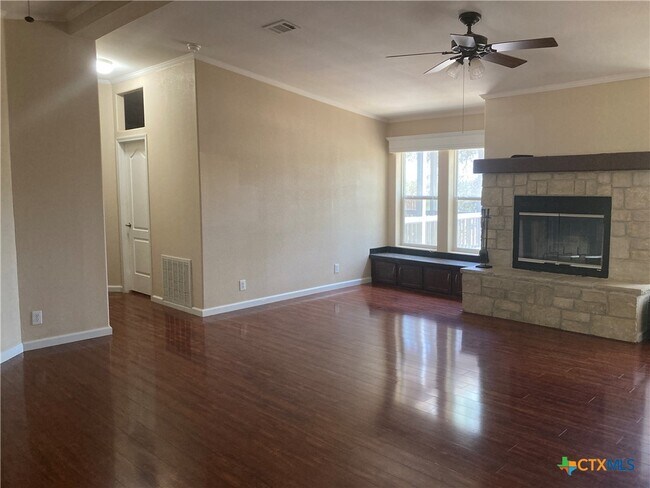 800 Thurman Rd
