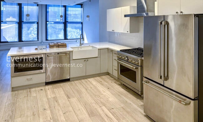 Photo - 21 E 6th St Unit 407