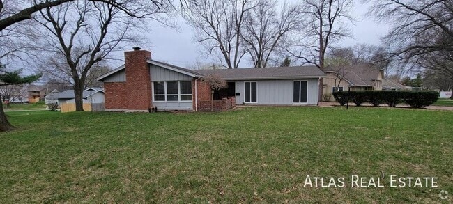 Building Photo - 8844 Horton St Rental