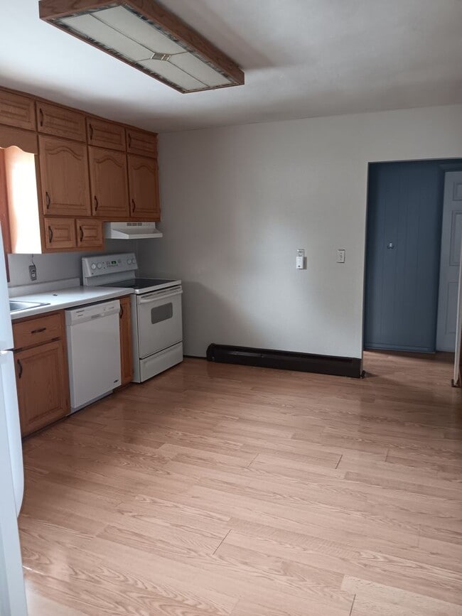 Photo - 206 N Ohio St Apartment Unit A