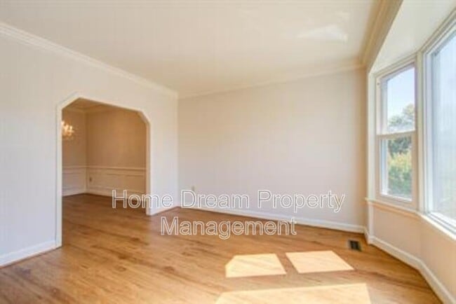 Photo - 5946 Wescott Hills Way