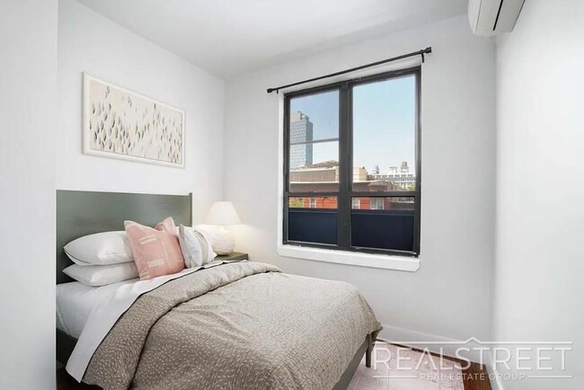 Photo - Washington Avenue Unit 1F
