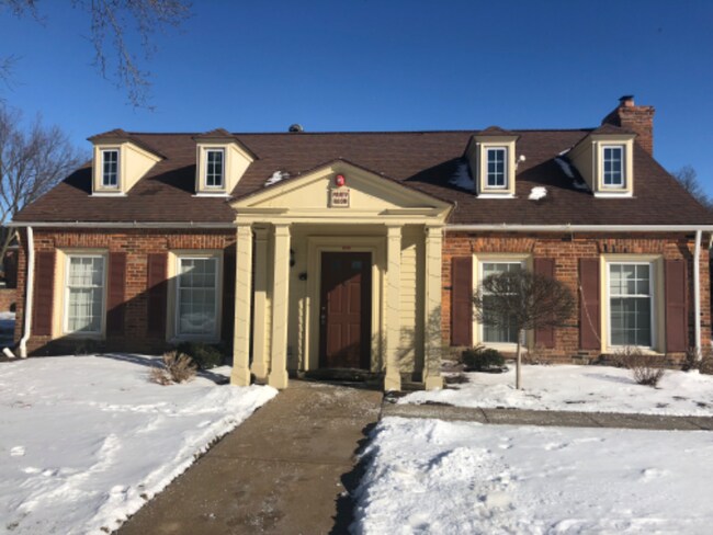 Photo - 5606 Spotswood Dr