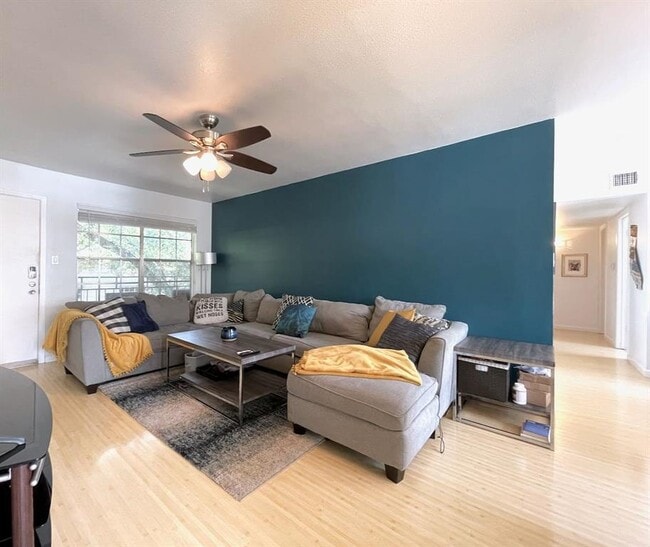Photo - 300 Crockett St Condo Unit 308