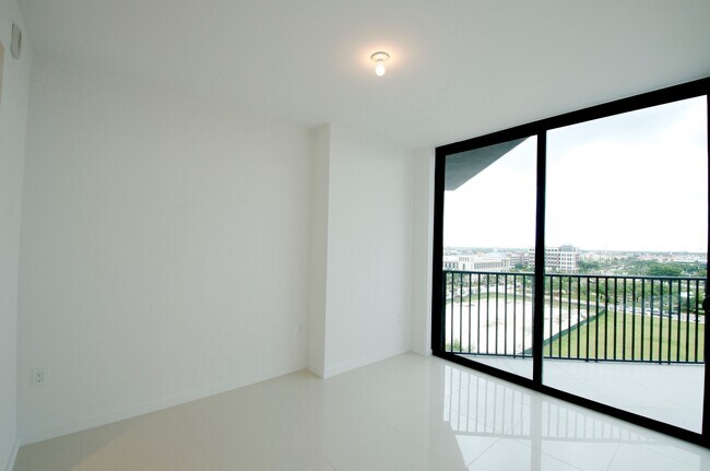 Photo - 5300 Paseo Blvd Unit # 709