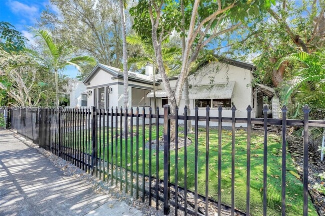 Photo - 52 NW 47th Terrace