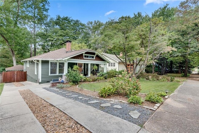 Photo - 953 Gilbert St SE