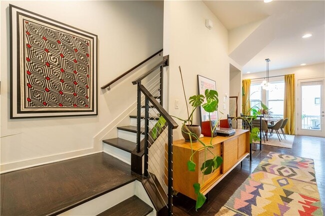 Photo - 1388 La France Street Northeast