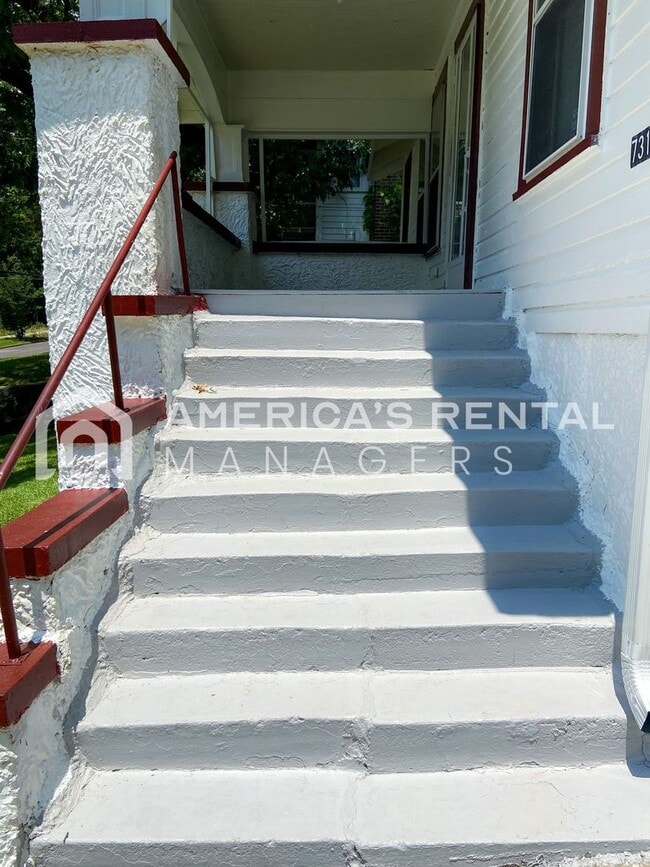 Photo - 731 81st St S
