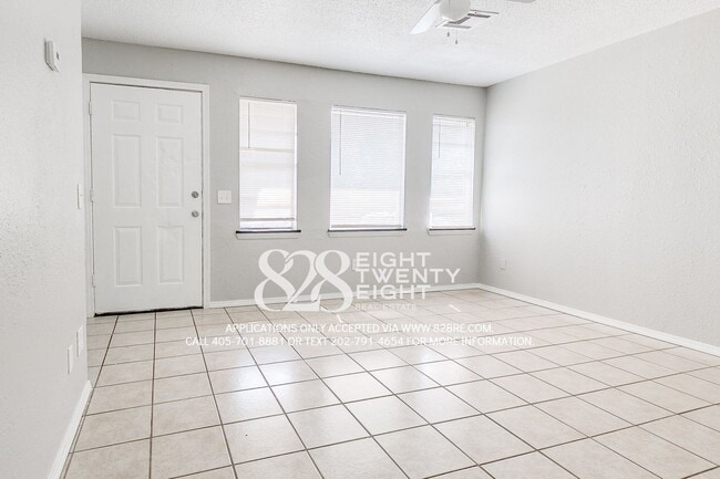 Photo - 2 Bed/1 Bath Triplex Home in Noble Unit 600 S 7th St