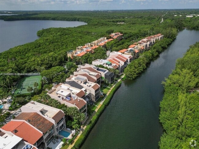 Building Photo - 6124 Paradise Point Dr Rental