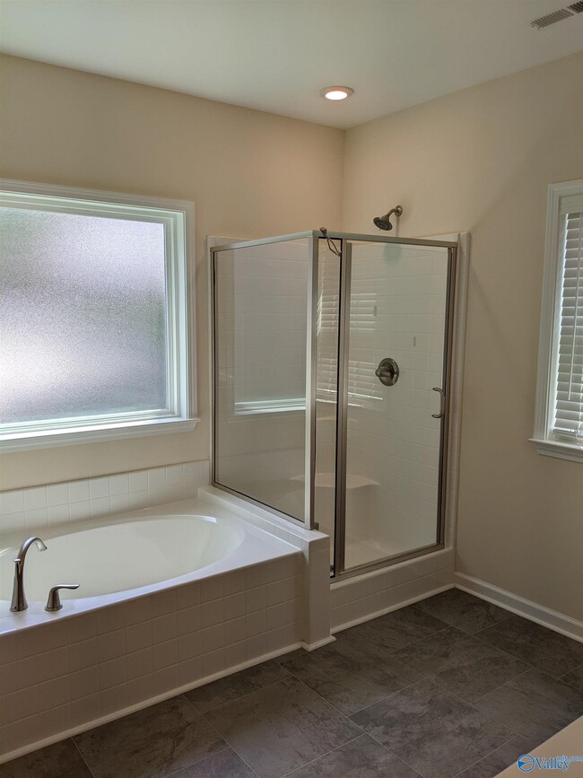 Photo - 15040 Lakeside Trail SW