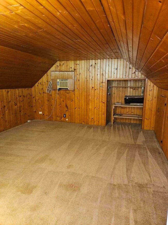 Photo - 317 Country Club Dr