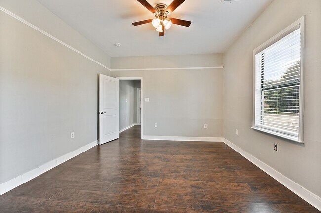 Photo - 1501-1503 Desire Unidad 1501 Desire