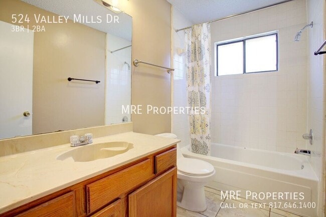 Photo - 524 Valley Mills Dr