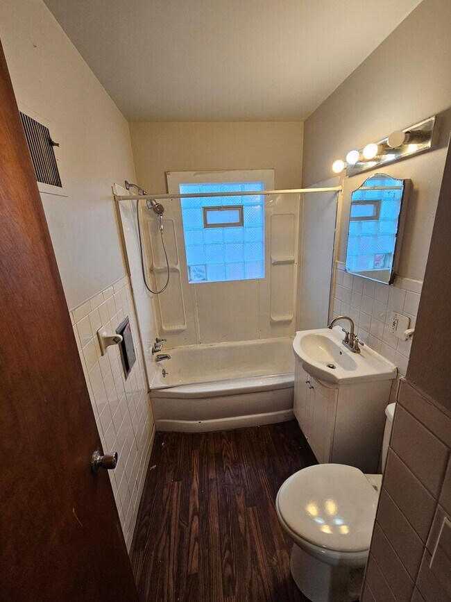 Photo - 4239 Asbury Dr