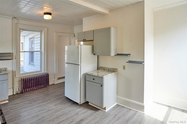 Photo - 457 Main St Unit Apt 3