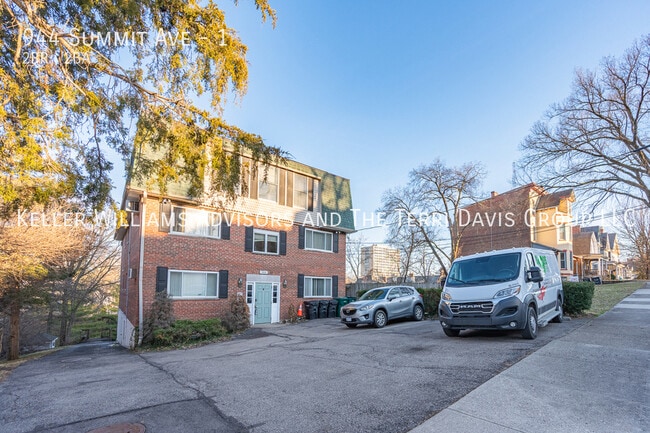 Photo - 944 Summit Ave Unit 1