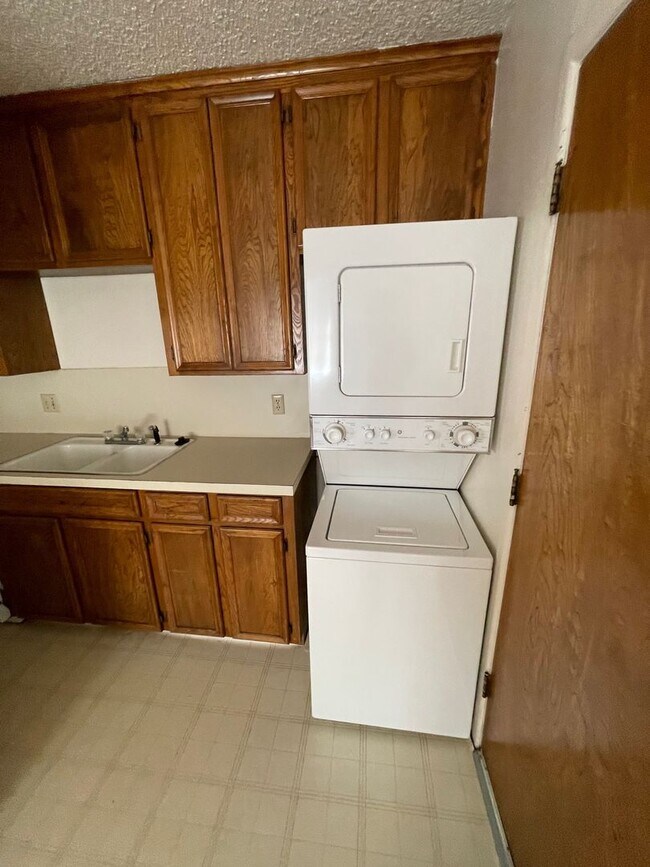 JC 2848/2850 Buffalo Gap RD Apartment Abilene, TX