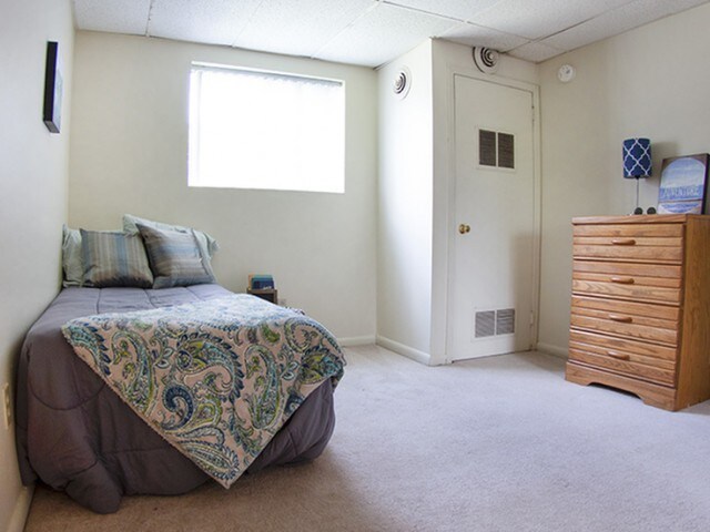 Photo - University Terrace Apartments