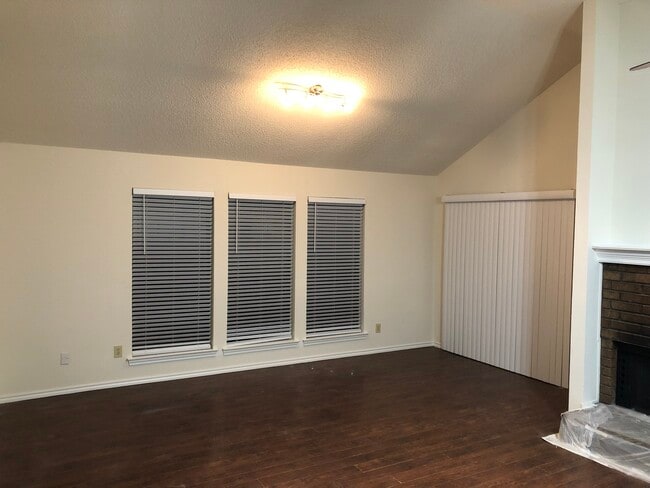 Photo - 10629 Holly Grove Dr