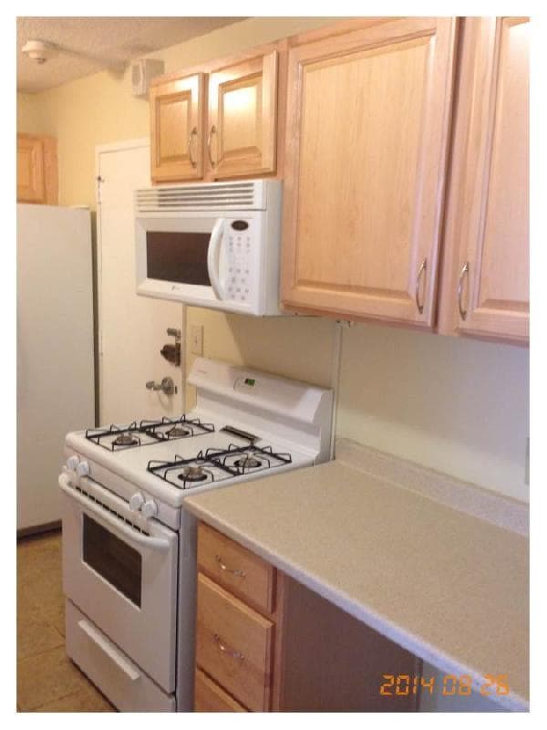 Building Photo - 77 Pond Ave Unit 6