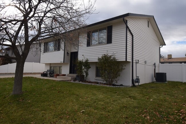 Photo - Charming West Jordan 4 Bed with Open Layout and Spacious Primary!!