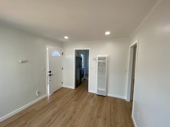 Photo - One-Bedroom Unit - Newly Renovated - with Yard Unit 1207